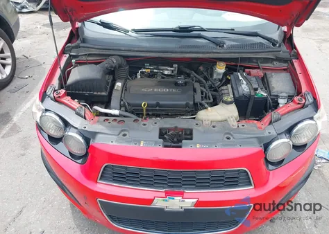 2015 Chevrolet Sonic Lt Auto z USA, uszkodzony, nr VIN 1G1JC5SH3F4220819